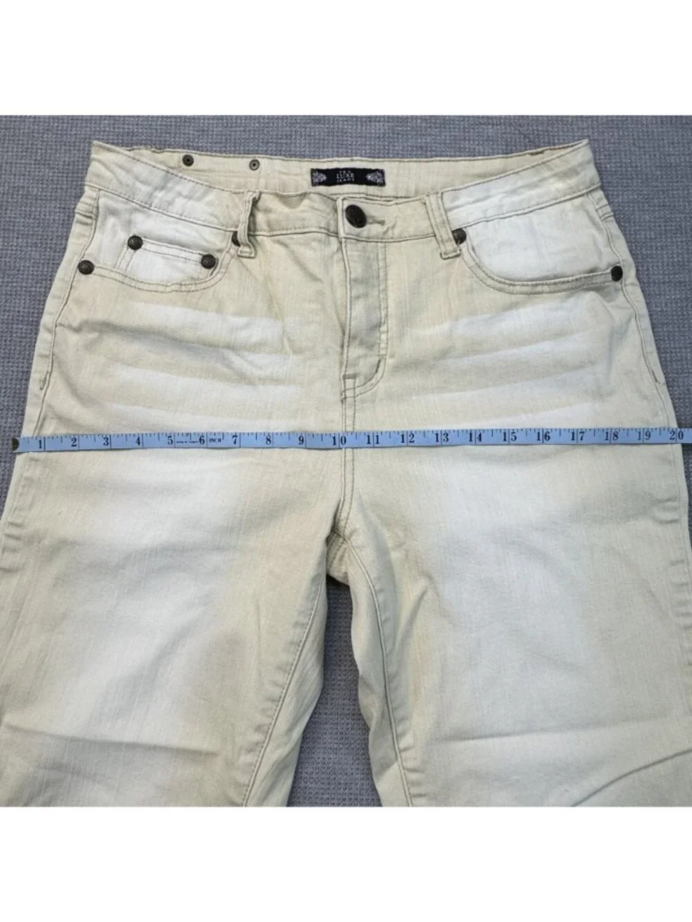 Tru Luxe Denim Capris Womens Size 14 Beige Embellished Studded Back Pockets